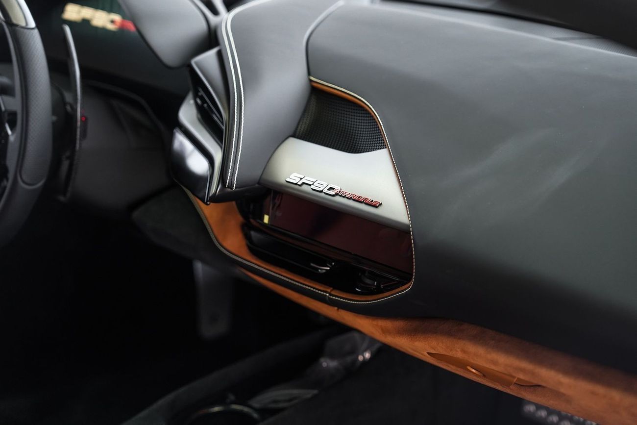 فيراري SF90 ستراديل Ferrari SF90 Stradale