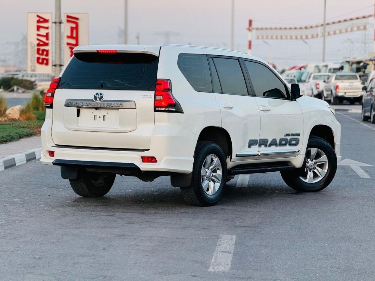 تويوتا برادو Toyota prado 2020 VXL v4
