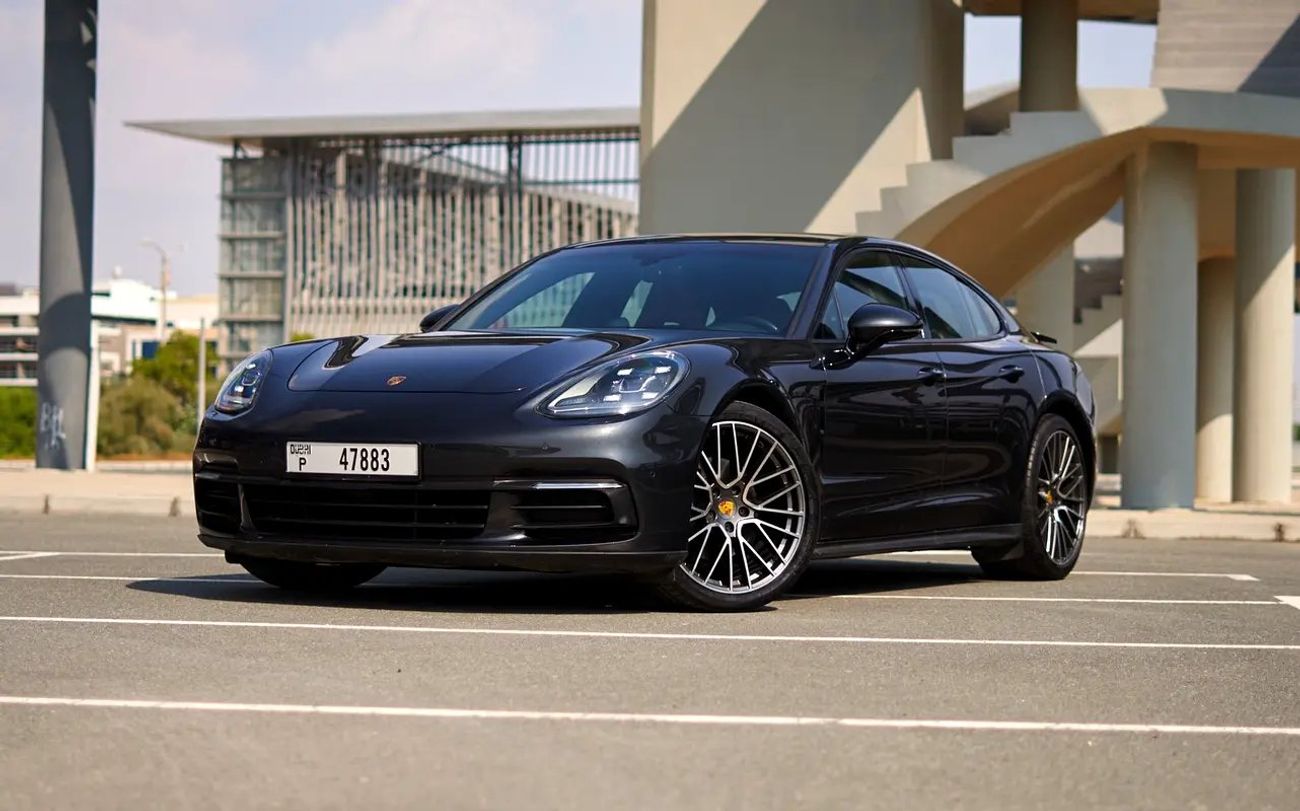 بورش باناميرا 4