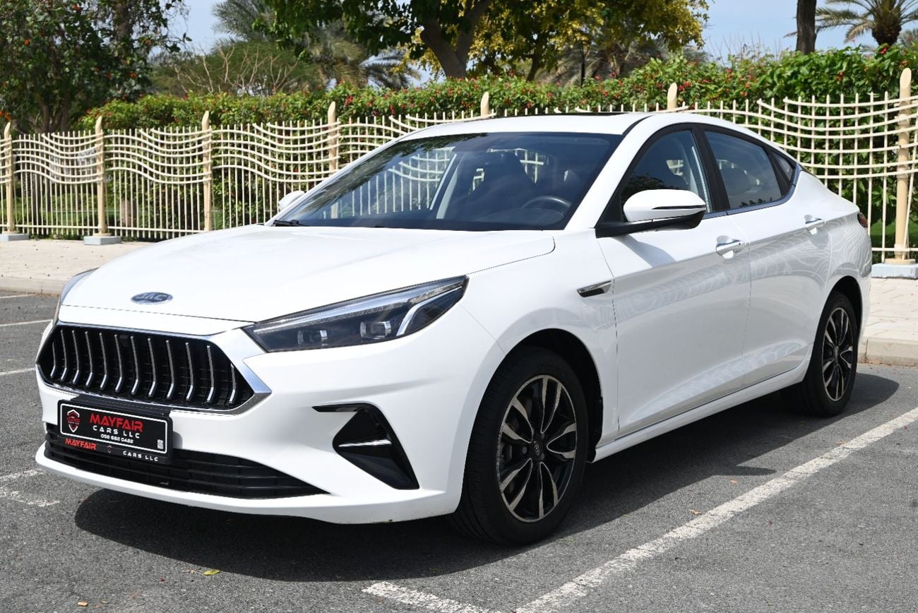 جاك J7 HOT DEALS - 0% DP - JAC J7 LUXURY 2023 - LOW MILEAGE - FIRST OWNER - MINT CONDITION
