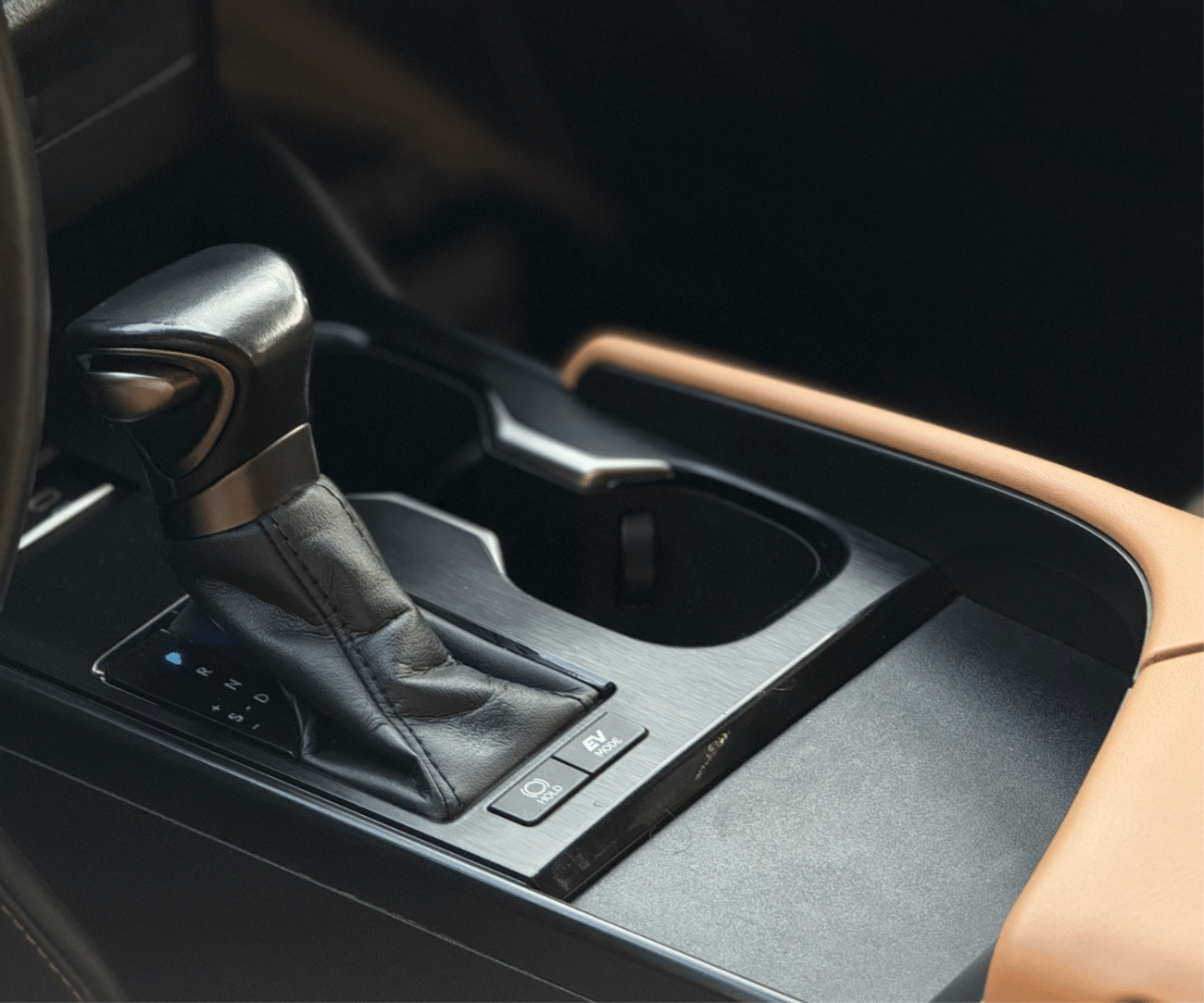 Lexus ES300h HYBRID PLUS 2.5