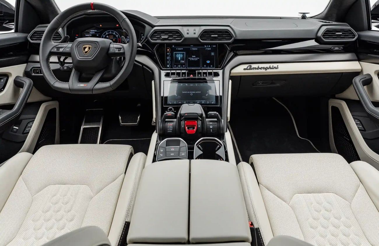 لامبورغيني اوروس 4.0L V8 Twin-Turbocharged Engine