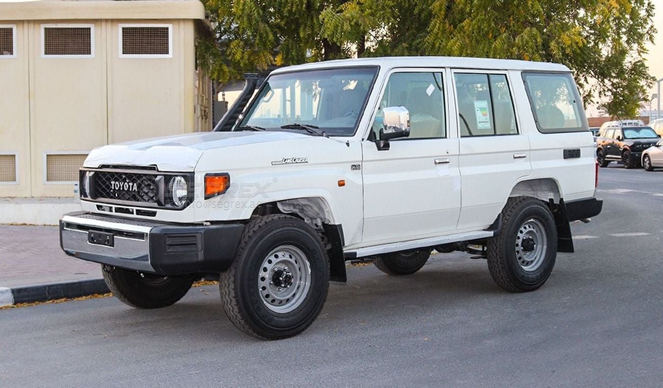 تويوتا لاند كروزر 70 2025 Model Toyota Land Cruiser Hardtop LC76, 2.8L Diesel 4WD 5M/T