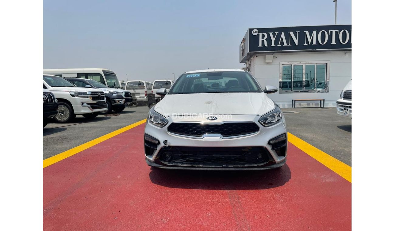 Kia Cerato KIA CERATO 1.6L, FULL OPTION WITH LEATHER INTERIOR AND DVD CAMERA, MODEL 2020 COLOR SILVER WITH BLAC