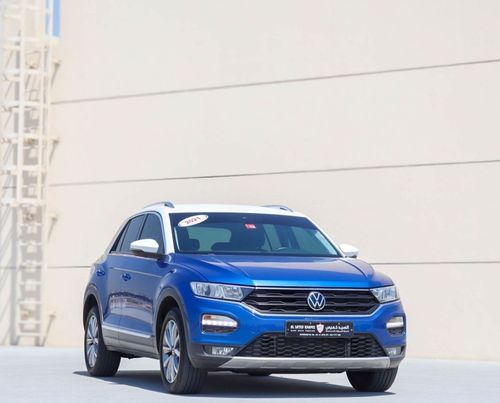 Volkswagen T ROC Life 1.4L Volkswagen T-Roc 2021 GCC, without accidents, in excellent condition 837 PM