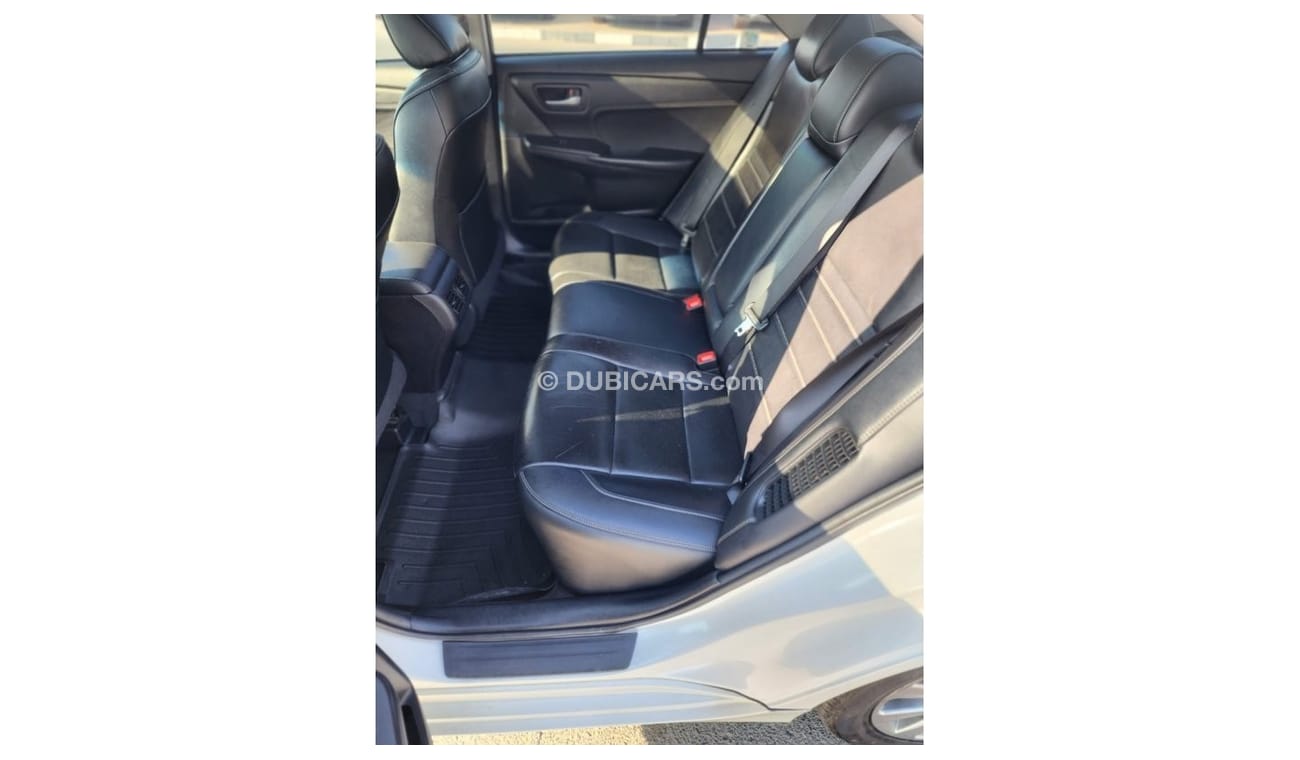 تويوتا كامري TOYOTA CAMRY HYBRID 2016 MODEL FULL OPTION