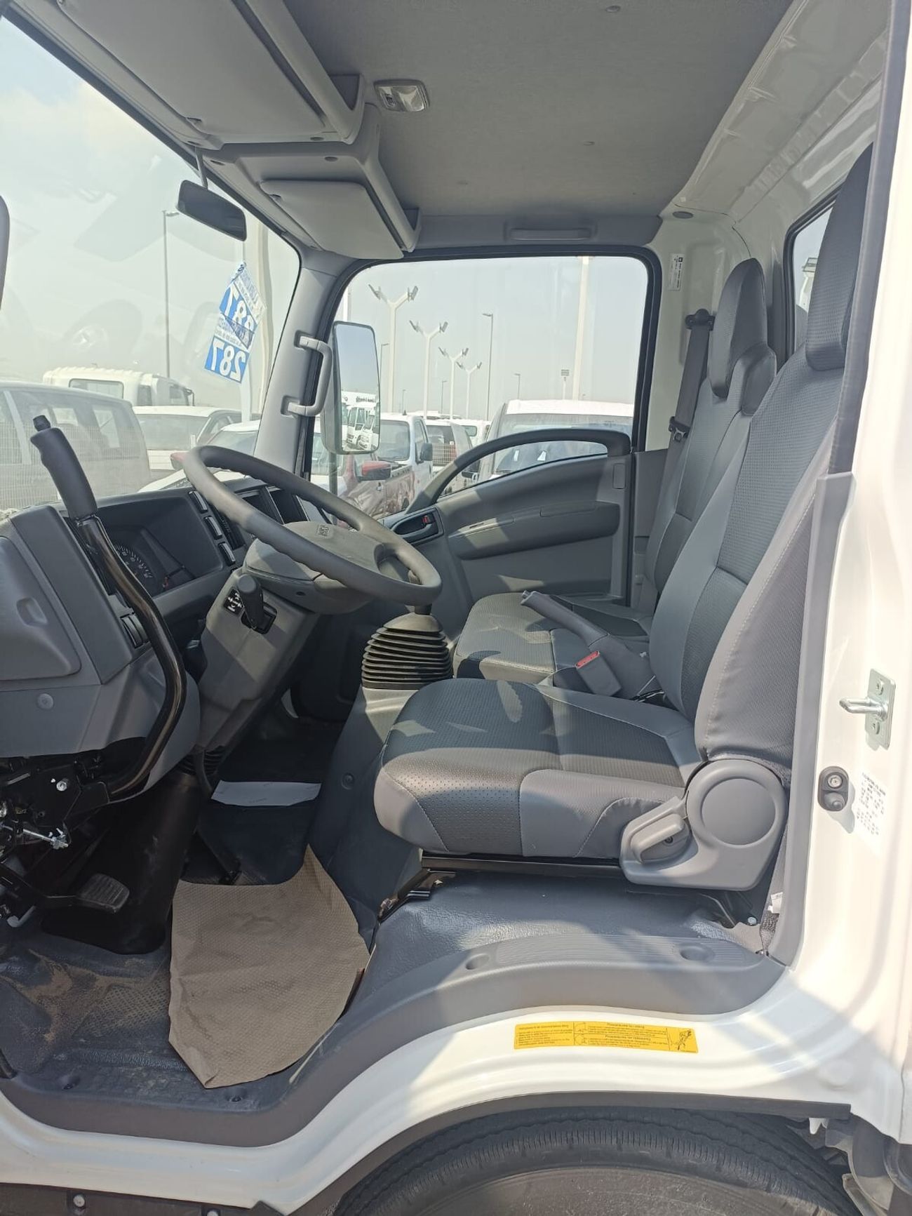 إيسوزو NMR ISUZU NMR DUMP TRUCK, 4570 CC 4-CYLINDER DIESEL ENGINE, MODEL 2025, GVW 4800KG