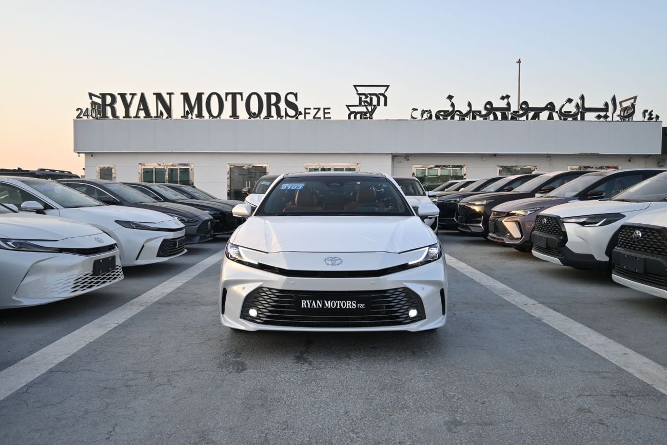تويوتا كامري LUMIERE HEV Toyota Camry Lumiere 2.5L Hybrid, Model 2025, Color White