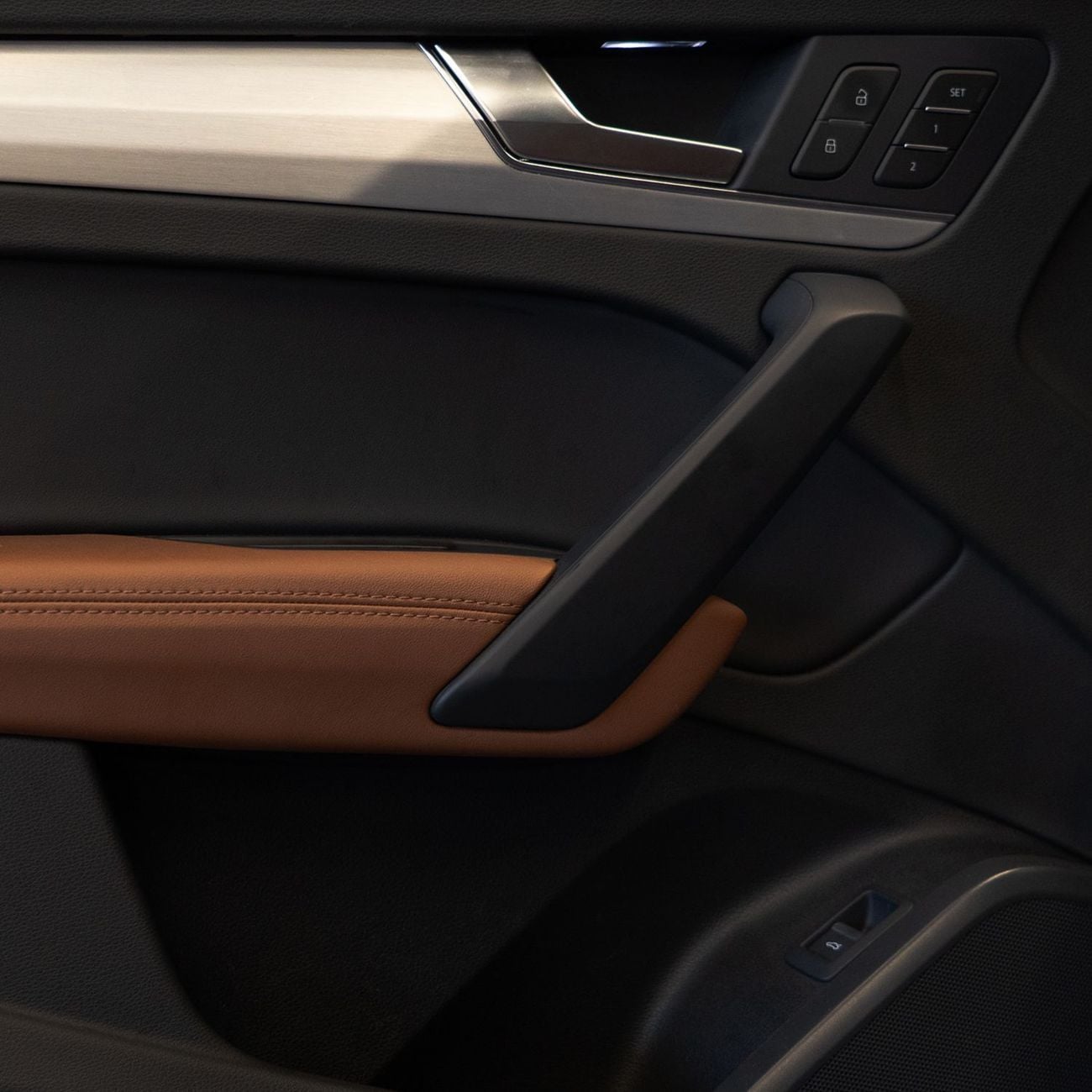 Audi Q5 45 TFSI Quattro 2.0L AED 3,161 pm • 0% Downpayment • Audi Q5 45Tfsi • Agency Warranty And Service Pa