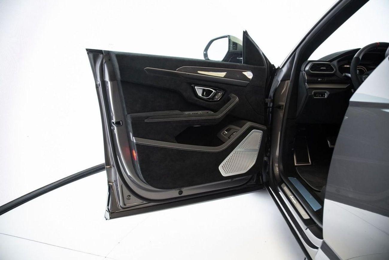 Lamborghini Urus PERFORMANTE