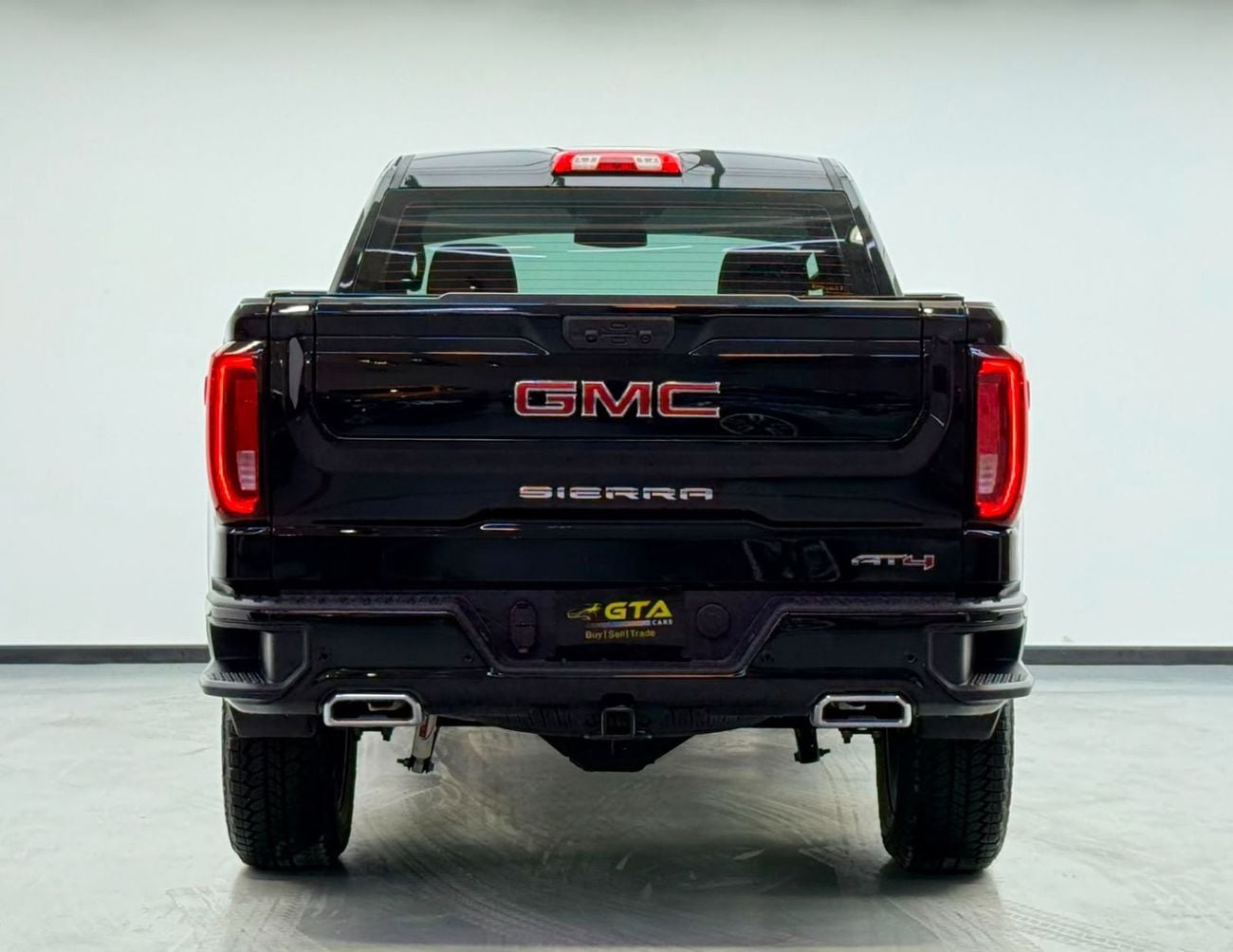 GMC Sierra 2025 GMC Sierra AT4, Oct/2028 GMC Warranty, GMC Full Service History, GCC