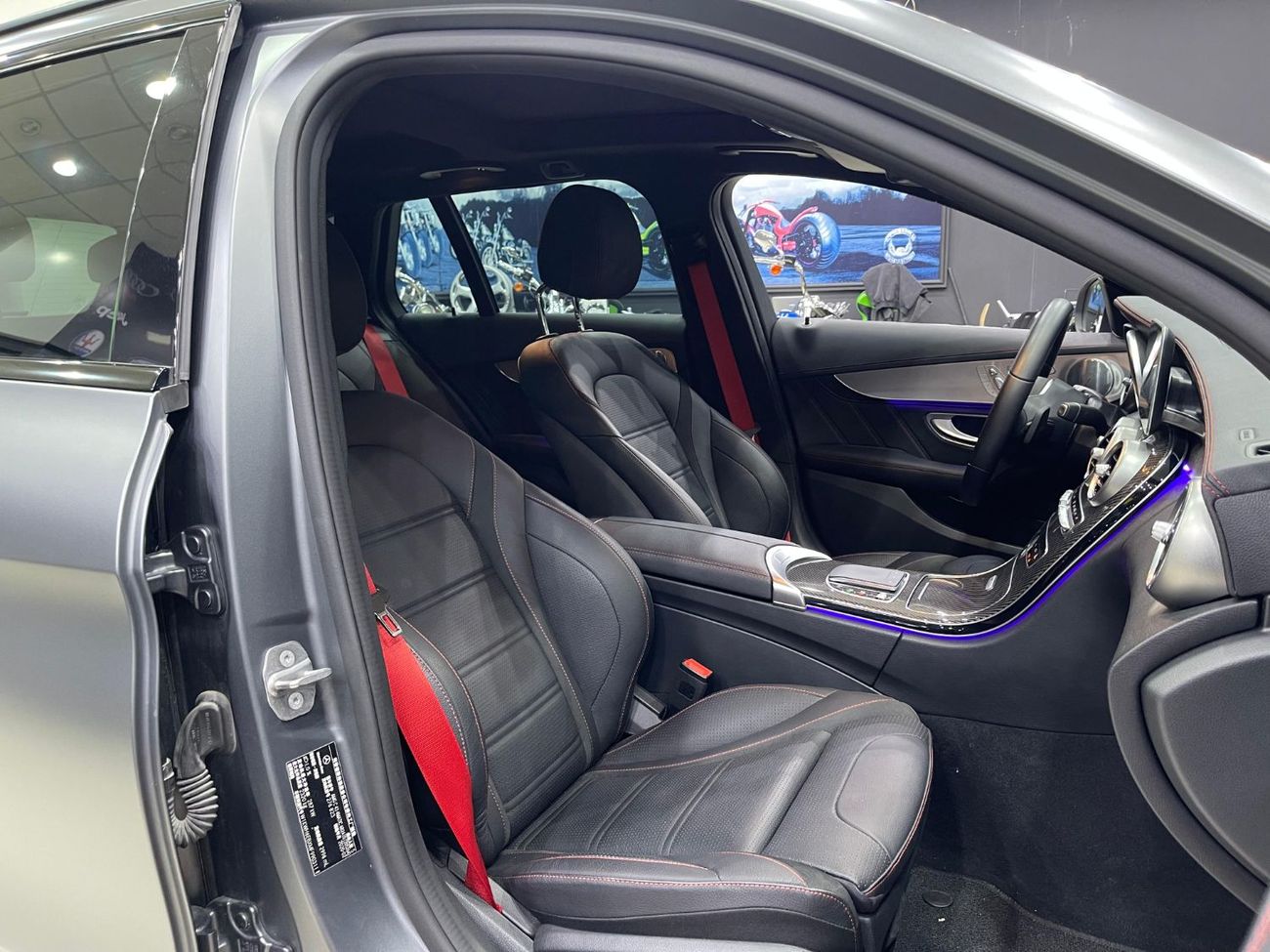 Mercedes-Benz C 43 AMG 4MATIC