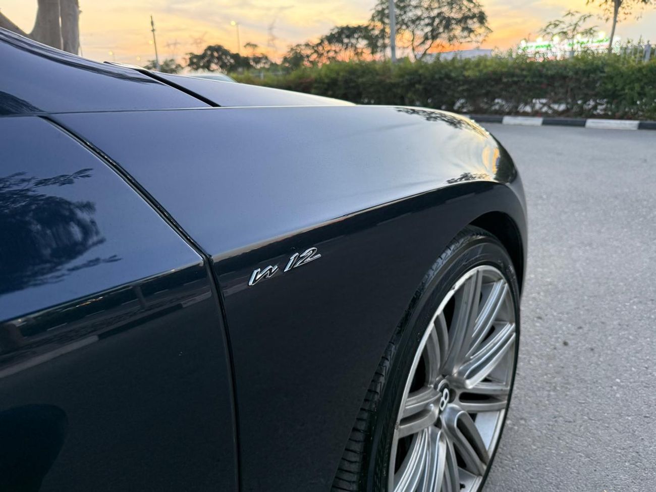 Bentley Continental GT BENTLEY CONTINENTAL GT SPEED V12 2013 GCC IN PERFECT CONDITION LOW MILEAGE SERVICE HISTORY