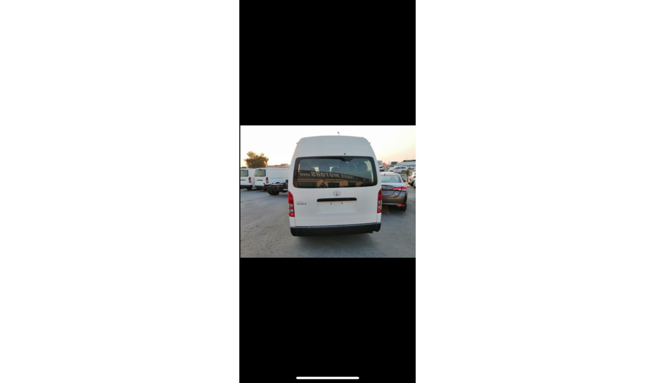 Toyota Hiace Diesel,2.5L,16 seater