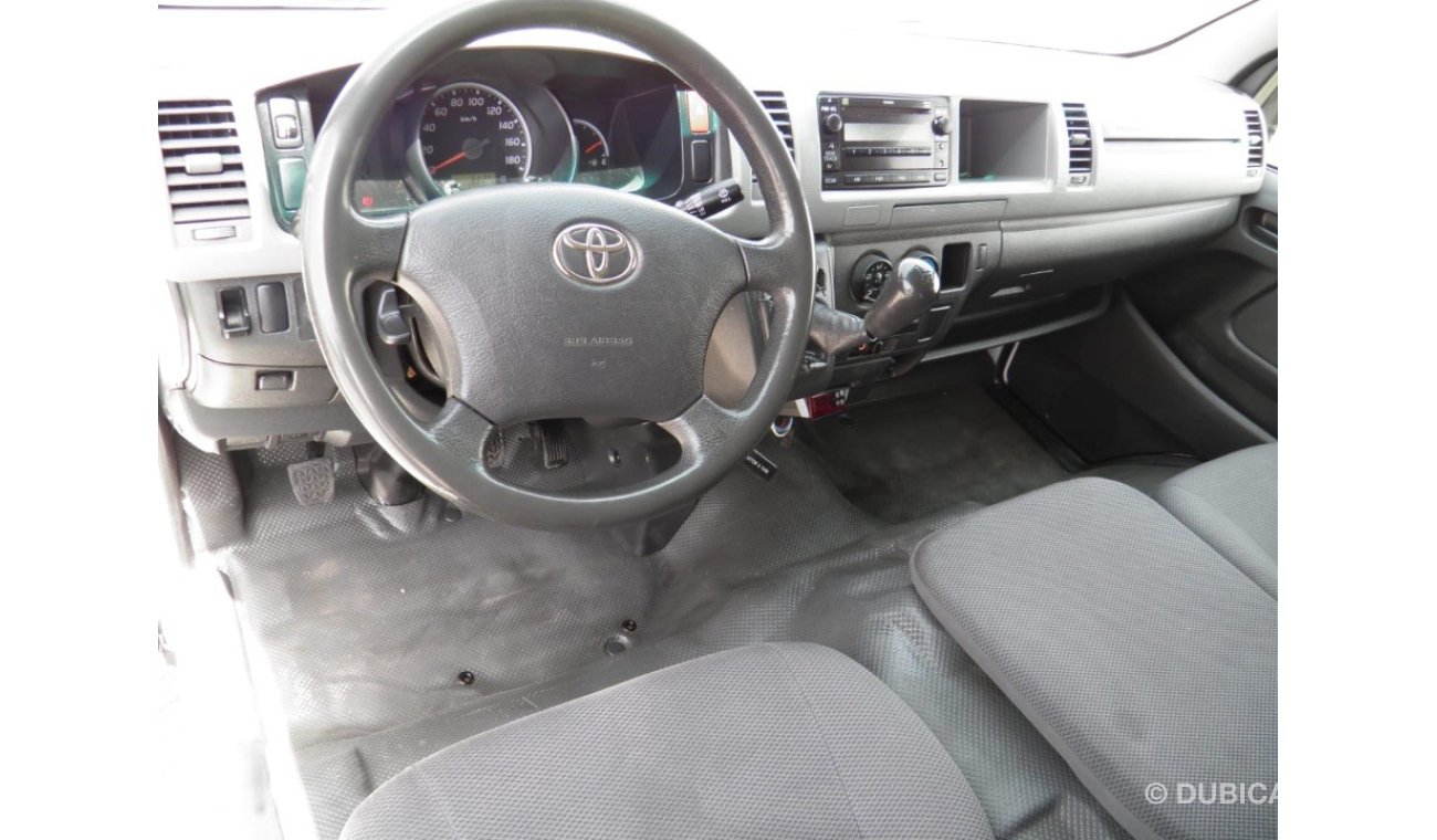 Toyota Hiace 2013 ref #610