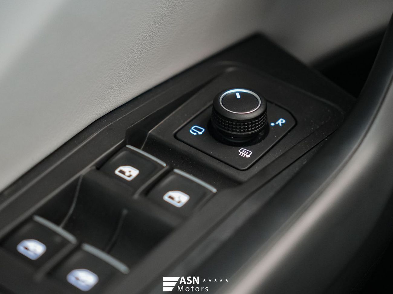 فولكس واجن T ROC 300 TSI Nardo 2025 (Export Price)