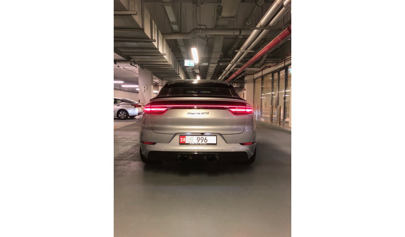 Porsche Cayenne Coupe GCC, Lightweight Carbon Pack, Sports Exhaust, Burmester, PDCC, PDLS+, 2YR Porsche Warranty.