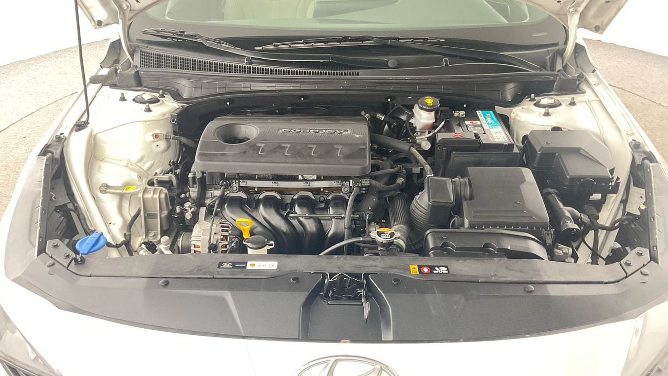 هيونداي إلانترا 1.6 GL AUTO SMART | شامل الضمان | 0 ﺪﻔﻋﺓ ﺃﻮﻟﻯ