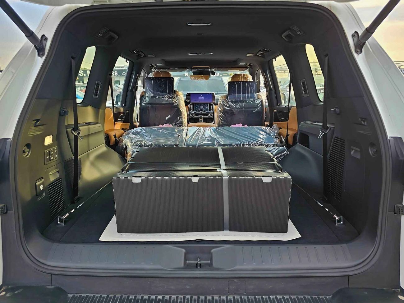 لكزس LX 600 TURBO SPORT / 3.5L V6 / FRONT POWER SEATS /  360* CAMERA / SUNROOF / FULL OPTION (CODE #  69065 )