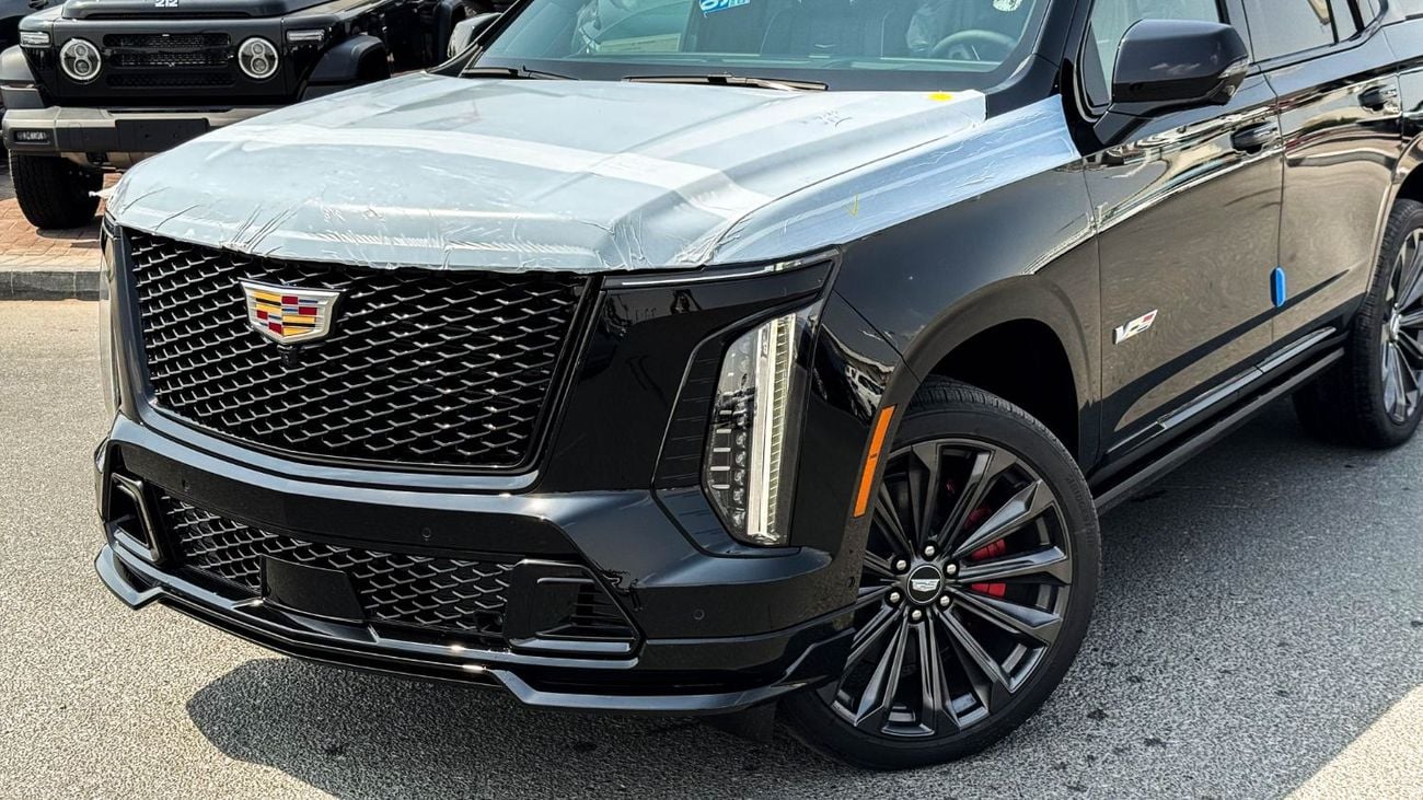 كاديلاك إسكالاد V Executive 6.2L V8 Supercharged 4WD 2026 Brand New American Specs