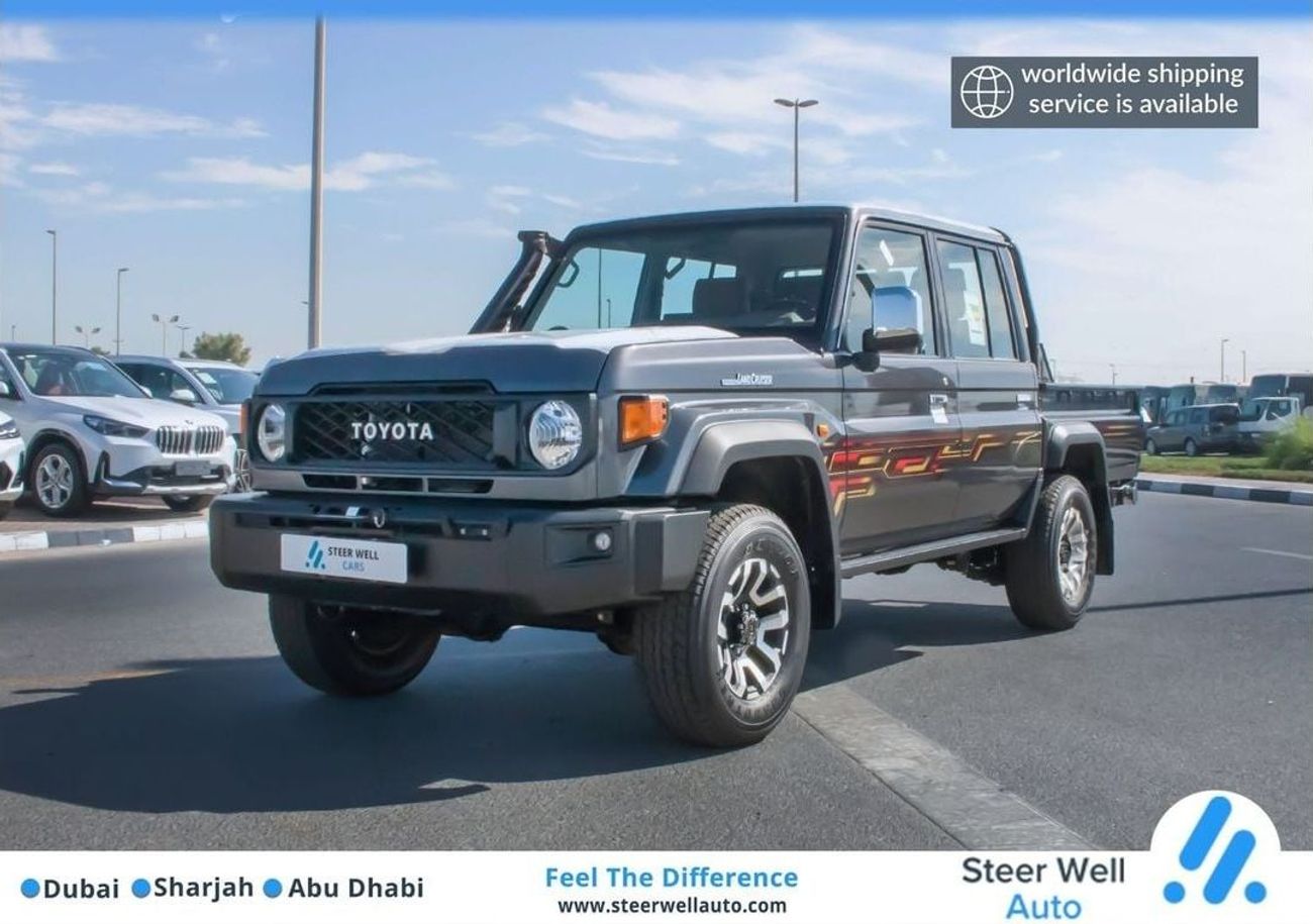 Toyota Land Cruiser Pick Up 79 D/C LX - Z 6 Speed A/T / V6 Petrol / Power Door Lock / Export Only