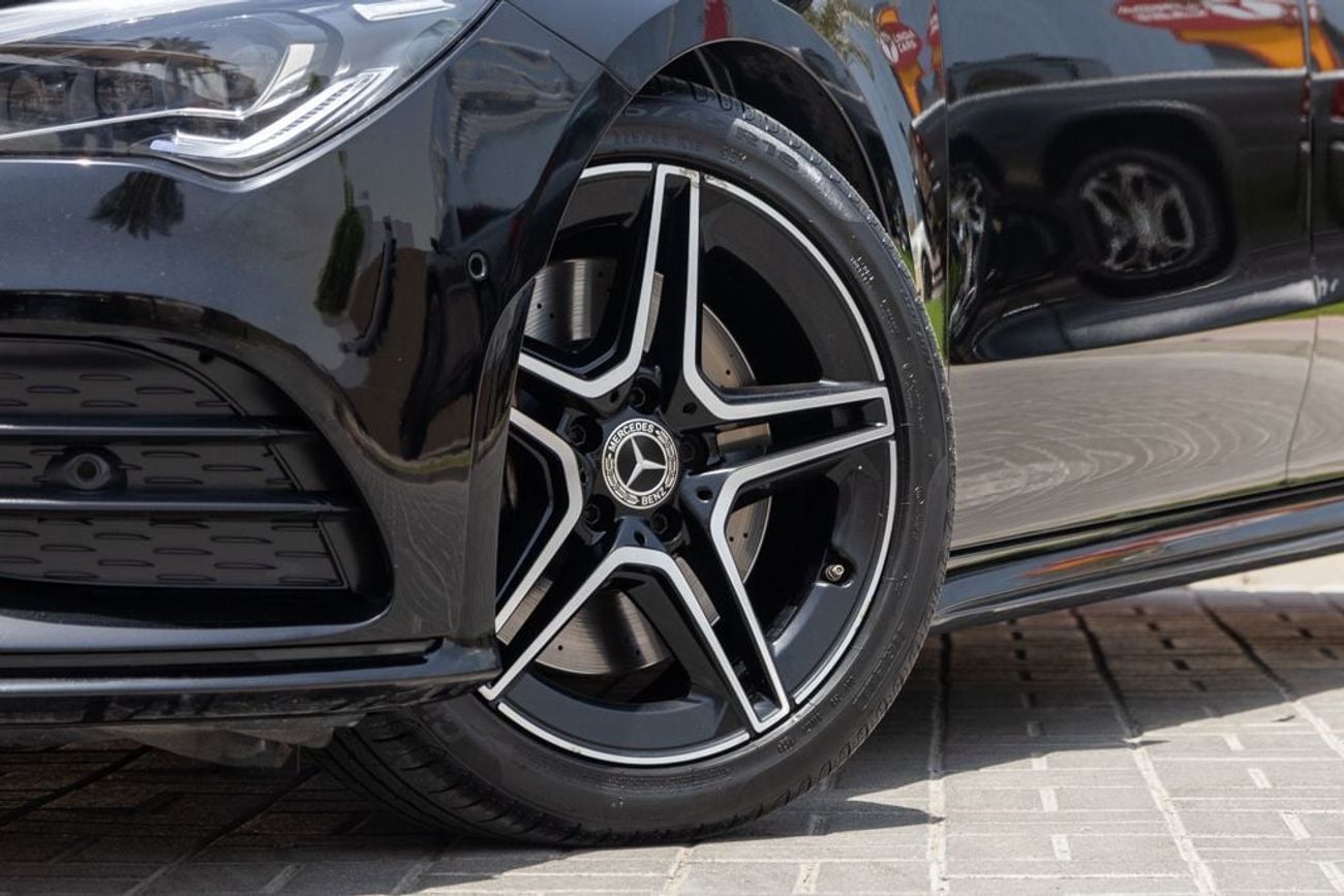 مرسيدس بنز CLA 250 Premium + 2.0L