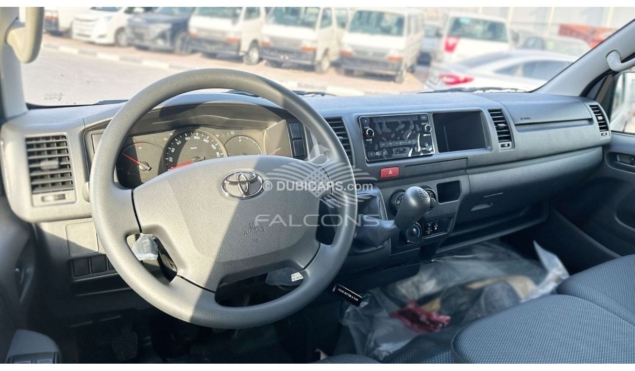 Toyota Hiace 2.7L BUS HIGH ROOF 16 SEATS MT