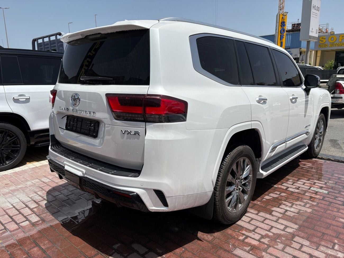Toyota Land Cruiser VXR