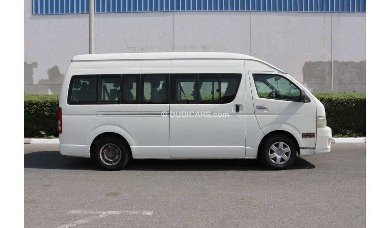 Toyota Hiace TOYOTA HIAC HIGHROOF 2011 (15 PASSENGER ) PETROL ENGINE