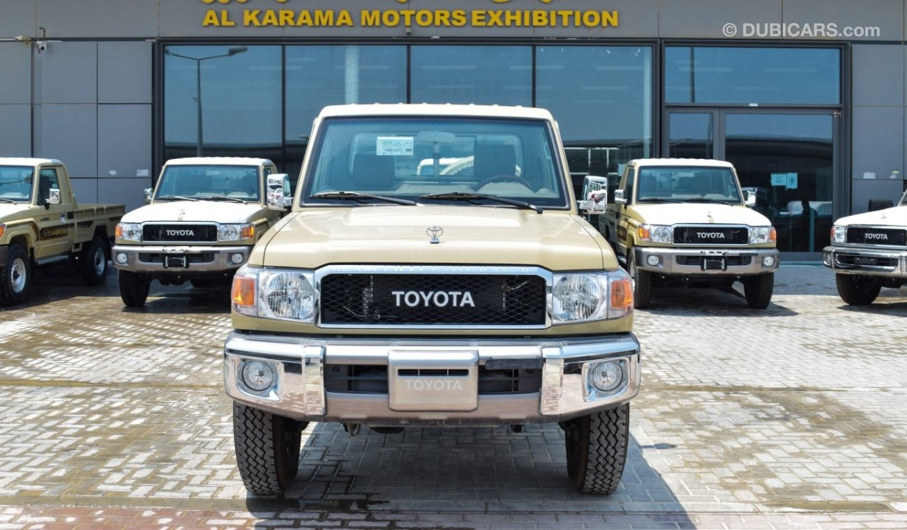 Toyota Land Cruiser Pick Up Limited LX V6 4.0ltr , Petrol , Winch ,Difflock, Fridge,Air compressor , wooden interior ,