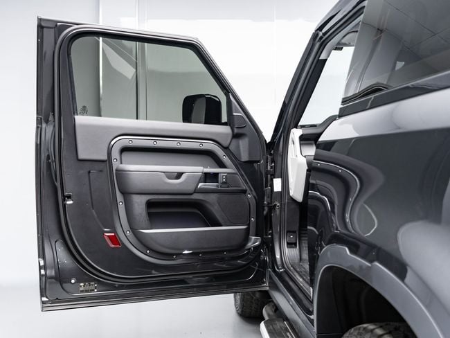 Land Rover Defender S P300, миниатюра 30