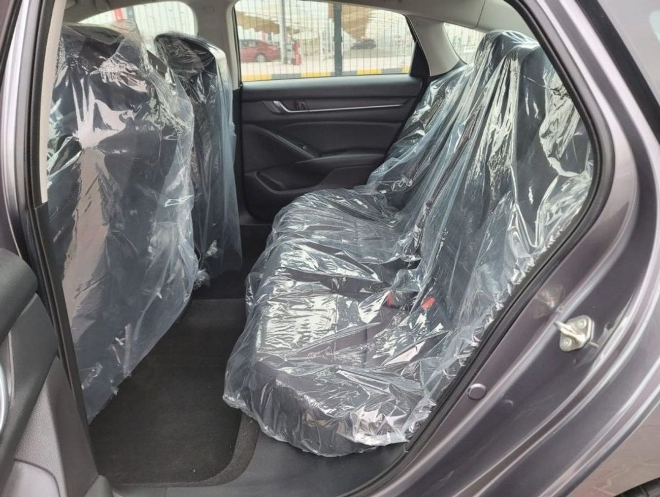 Honda Accord LX 1.5Cc