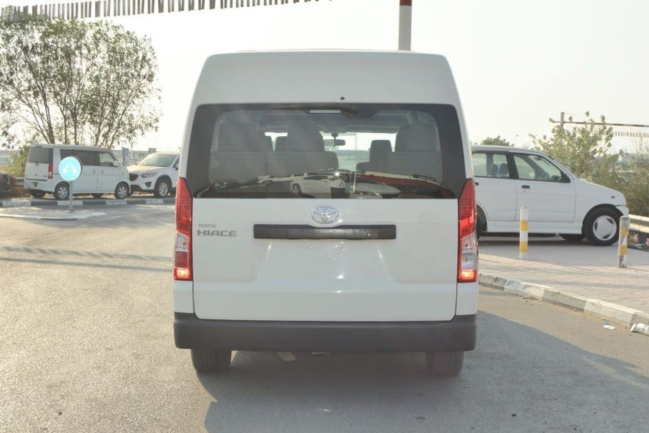 Toyota Hiace Commuter 3.5L M/T