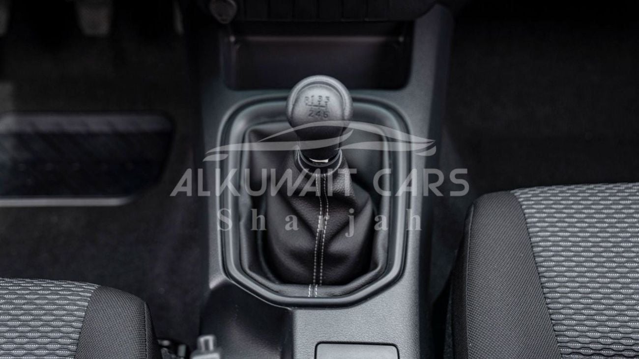 تويوتا هيلوكس GL TOYOTA HILUX DC 2.4D MT 4X4 P.WINDOW 2025