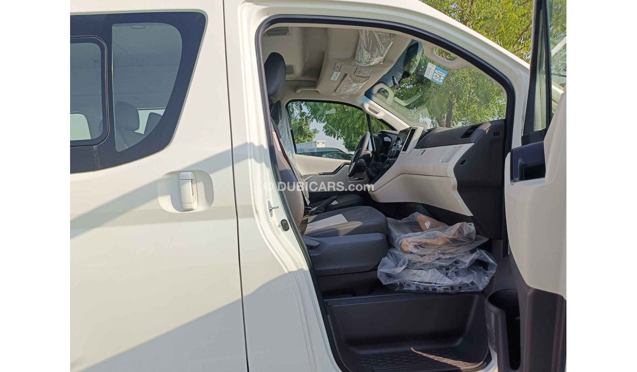Toyota Hiace GL / 3.5L V6 PETROL / M/T / 13 SEATER / NEW SHAPE (CODE # 20583)