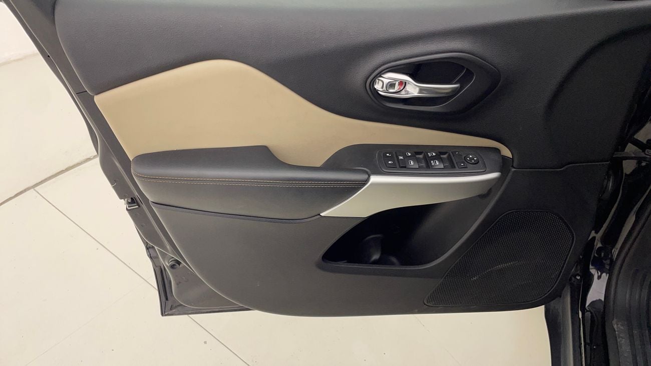 جيب شيروكي 2018 LIMITED | AED 861/Month | 0 DP | 30 Day Return | Warranty | Service History