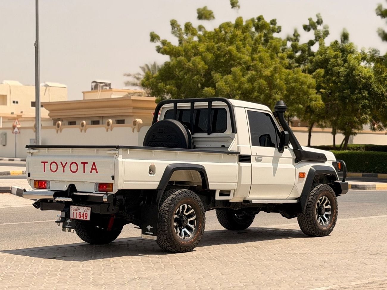 Toyota Land Cruiser Pickup 70 VXR