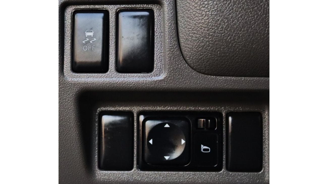 نيسان صني نيسان صني 2021 بحالة ممتازة بدون حوادث