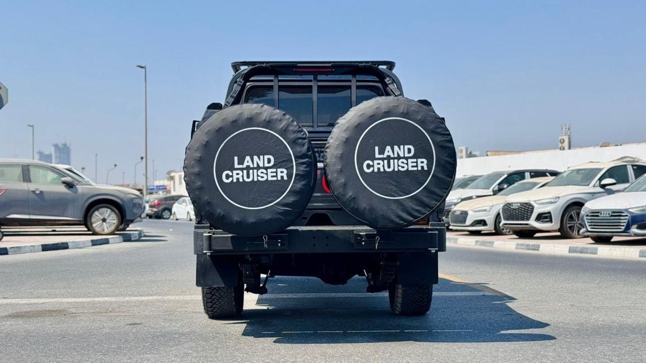 تويوتا لاند كروزر بيك آب -