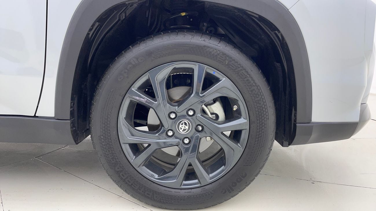 تويوتا أوربان كروزر GLX 1.5 | بدون دفعة مقدمة | اختبار القيادة في المنزل