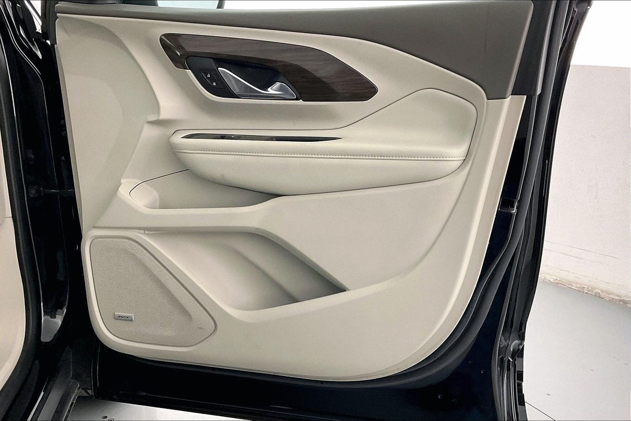 Volkswagen Golf SE | 1 year free warranty | 0 Down Payment