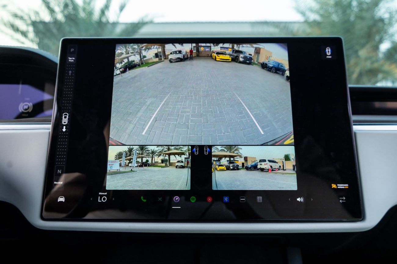 Tesla Model Y Long Range (AWD)