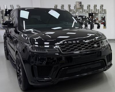Land Rover Range Rover Sport HSE DYNAMIC GCC .. FSH .. HSE .. V8 .. Dynamic .. Perfect Condition