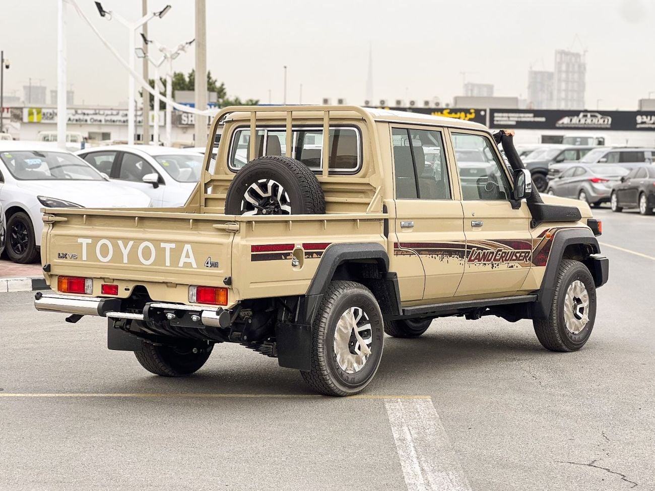 تويوتا لاند كروزر بيك آب EXPORT ONLY - LC79 DC FULL OPTION4.0L PETROL (OMANI)