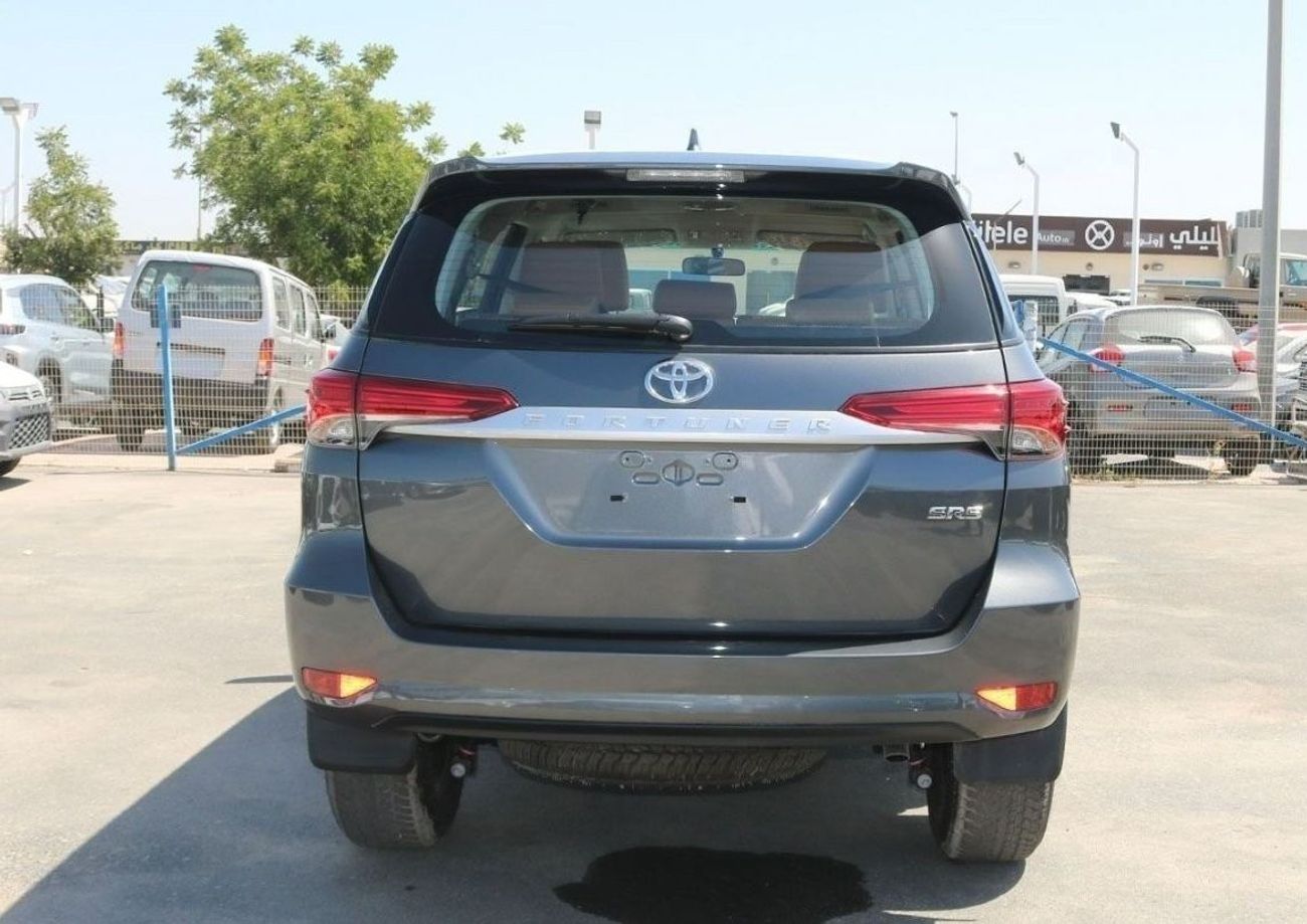Toyota Fortuner Toyota Fortuner 2.7L PETROL 4X4 | AUTO REAR A/C | AUTO CLIMATE CONTROL | 2024