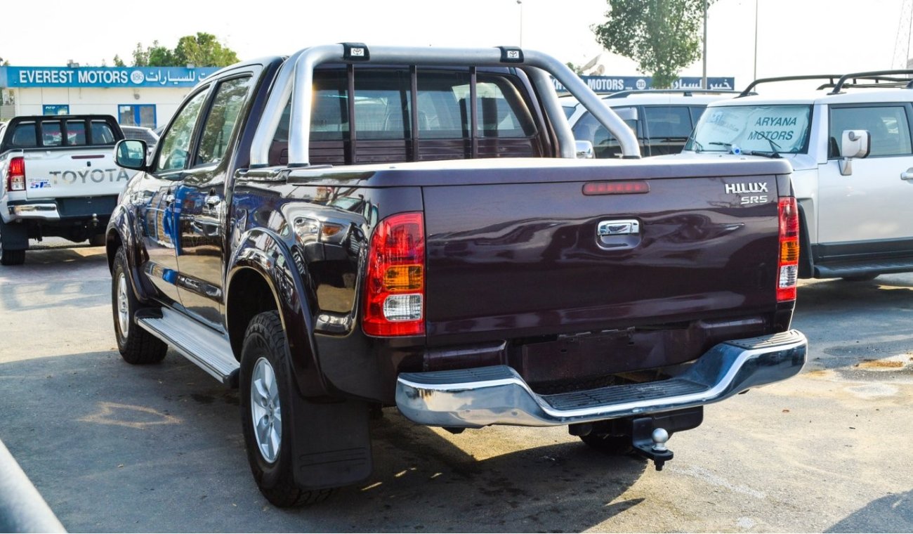 Toyota Hilux SR5 3.0 D4D Diesel Right Hand