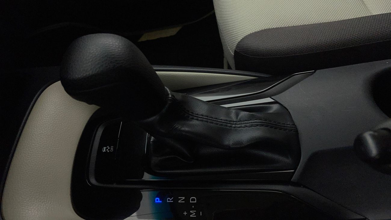 تويوتا كورولا XLI 1.6 | بدون دفعة مقدمة | اختبار القيادة في المنزل