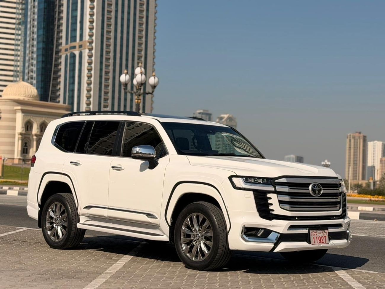 Toyota Land Cruiser Lc300 model 2024 VXR RHD diesel engine full option