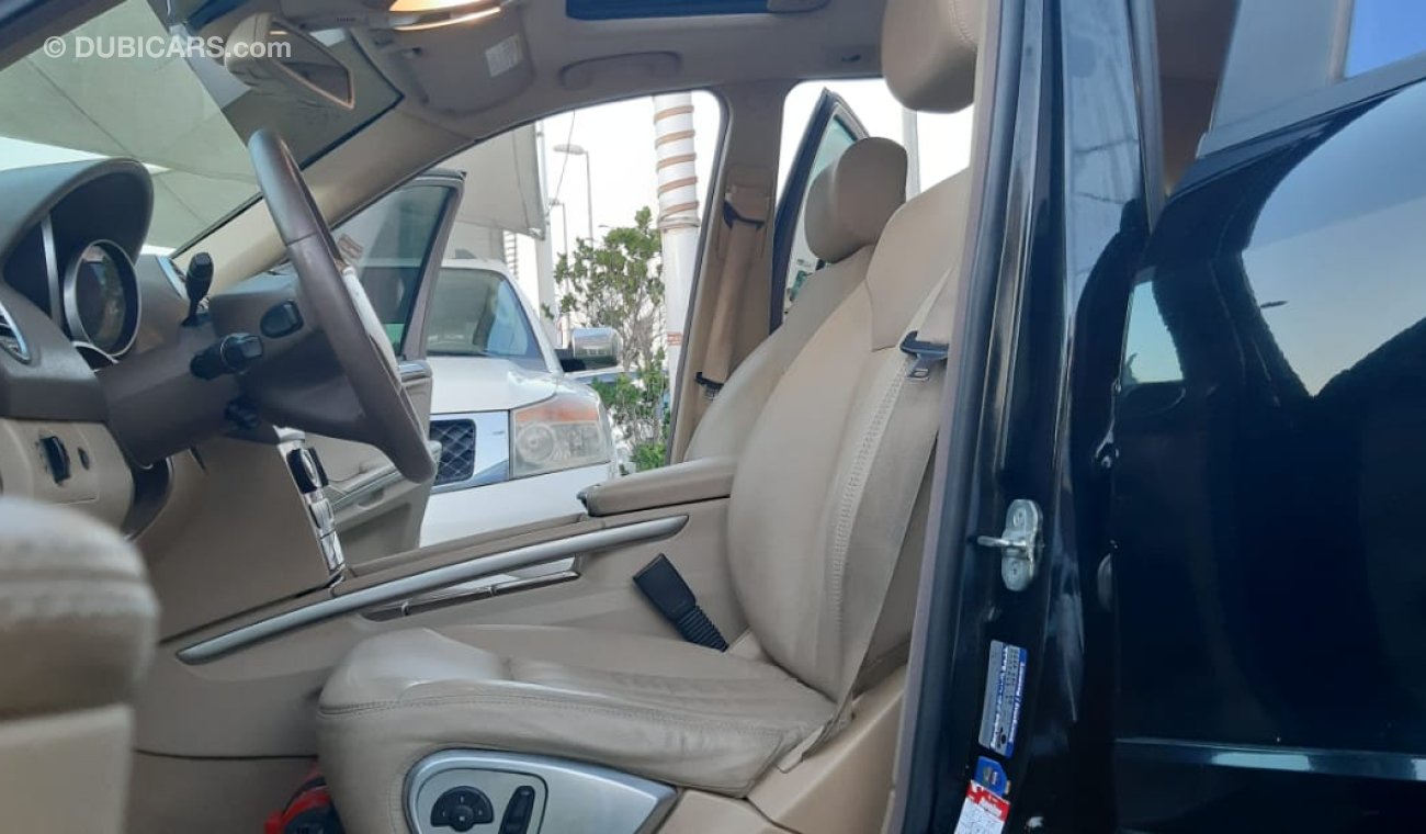 مرسيدس بنز ML 350 خليجى رقم واحد - فتحة - جلد - رنجات - بحالة ممتازة لاتحتاج لاى مصاريف