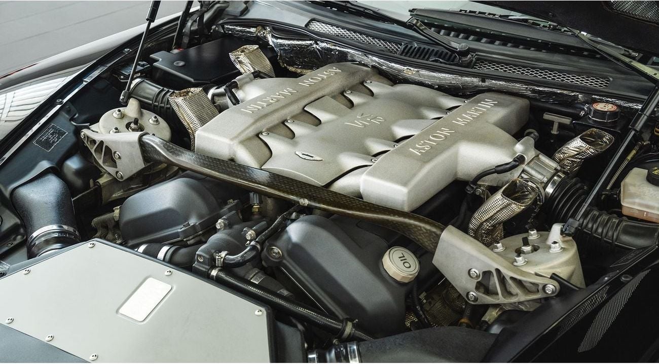 Aston Martin Vanquish S - Manual gearbox